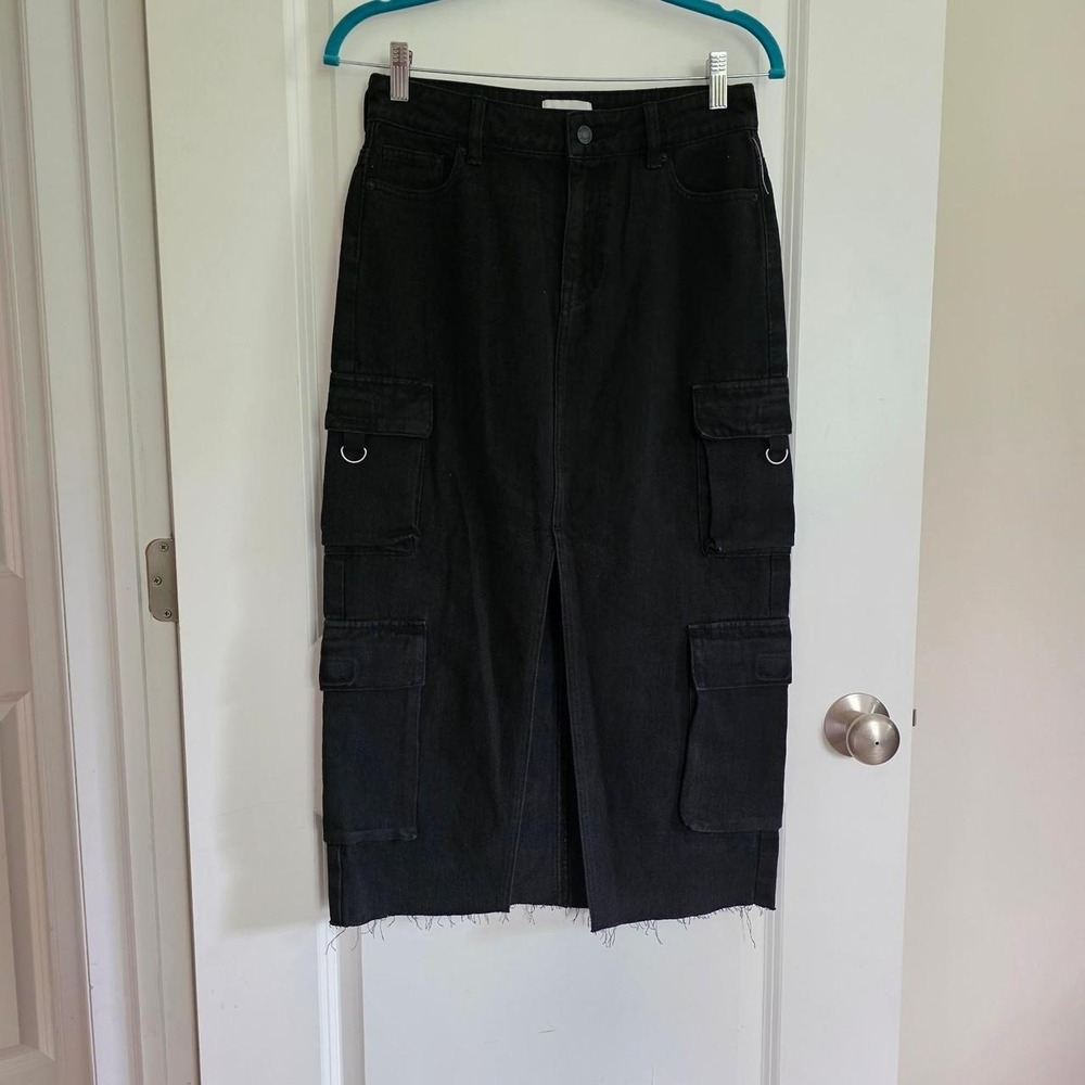 PacSun black cargo skirt with Raw hem Size 25 Punk Goth Alternative Emo
